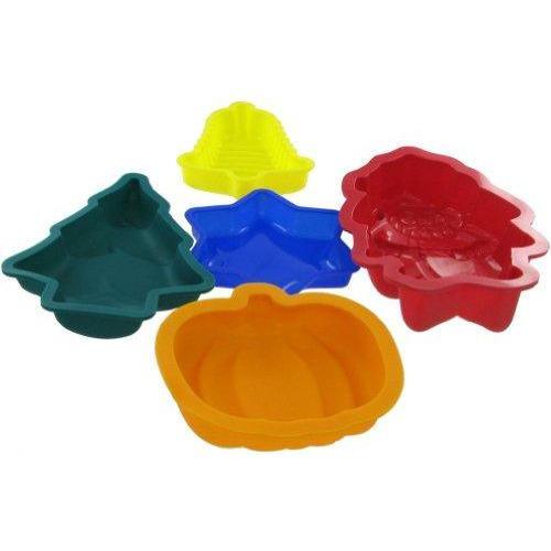 Plushible.comKitchen & DiningCarefree Kitchen Mini Silicone 5 - piece Holiday Bakeware